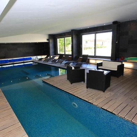 Le Clos Du Miroir Courset Bagian luar foto