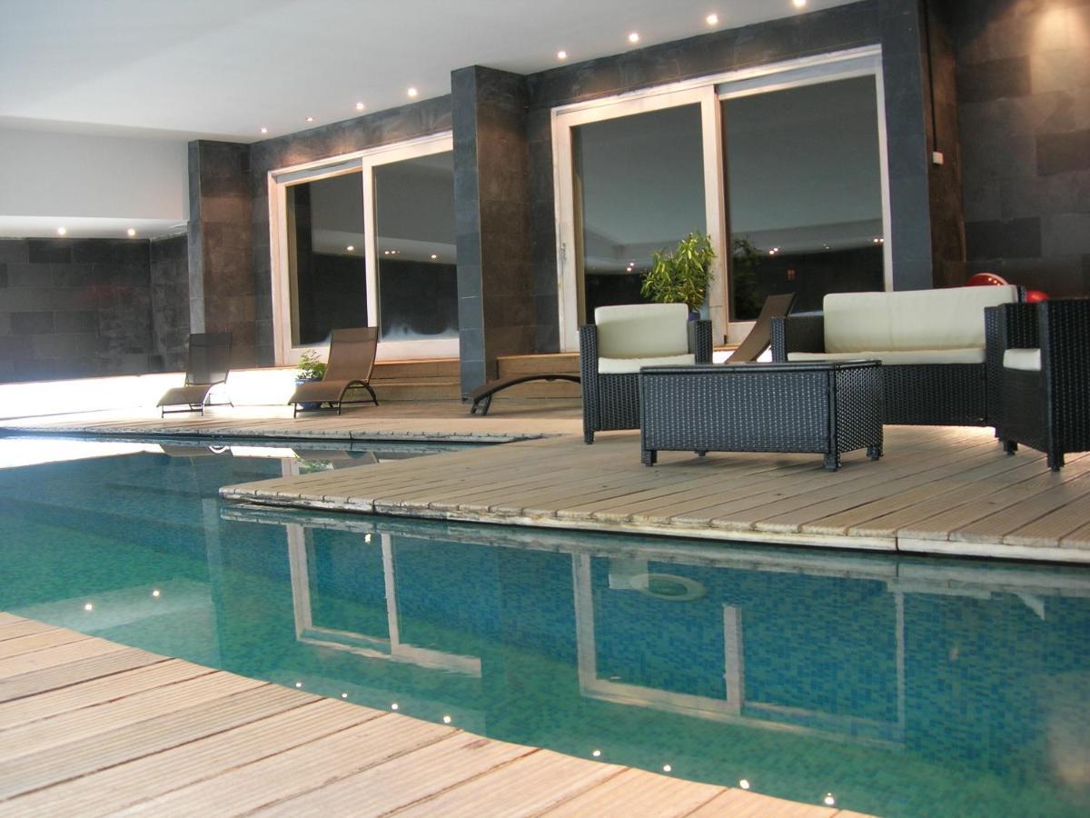 Le Clos Du Miroir Courset Bagian luar foto