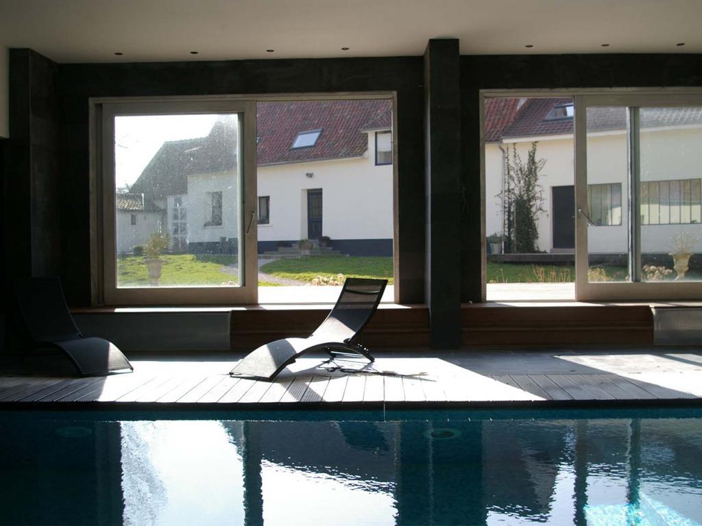 Le Clos Du Miroir Courset Bagian luar foto